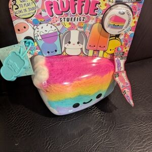 Fluffie Stuffiez Small Collectible Plush - Cake - Surprise Reveal